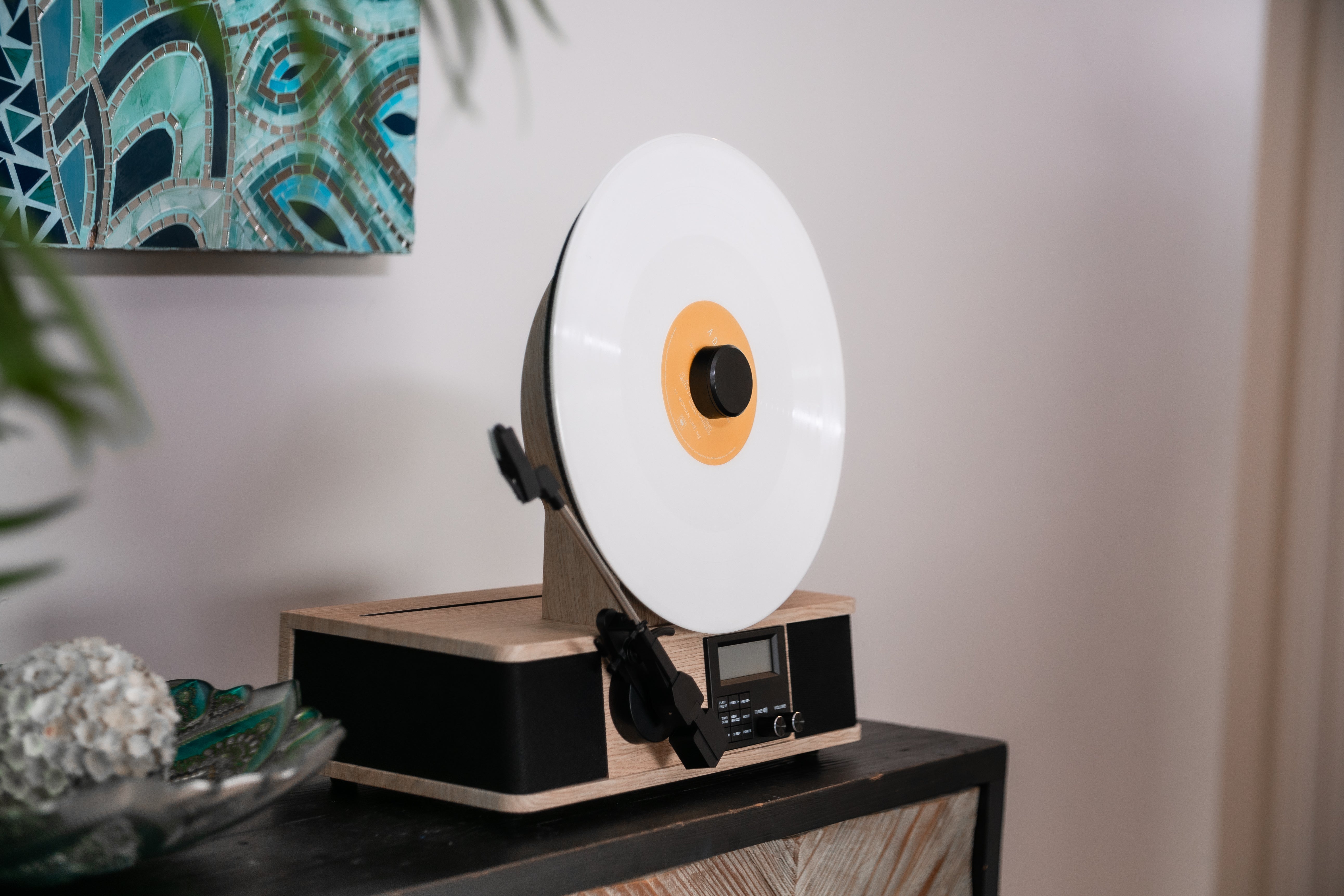 Fuse Wrap Vertical Vinyl Record Player - image 3