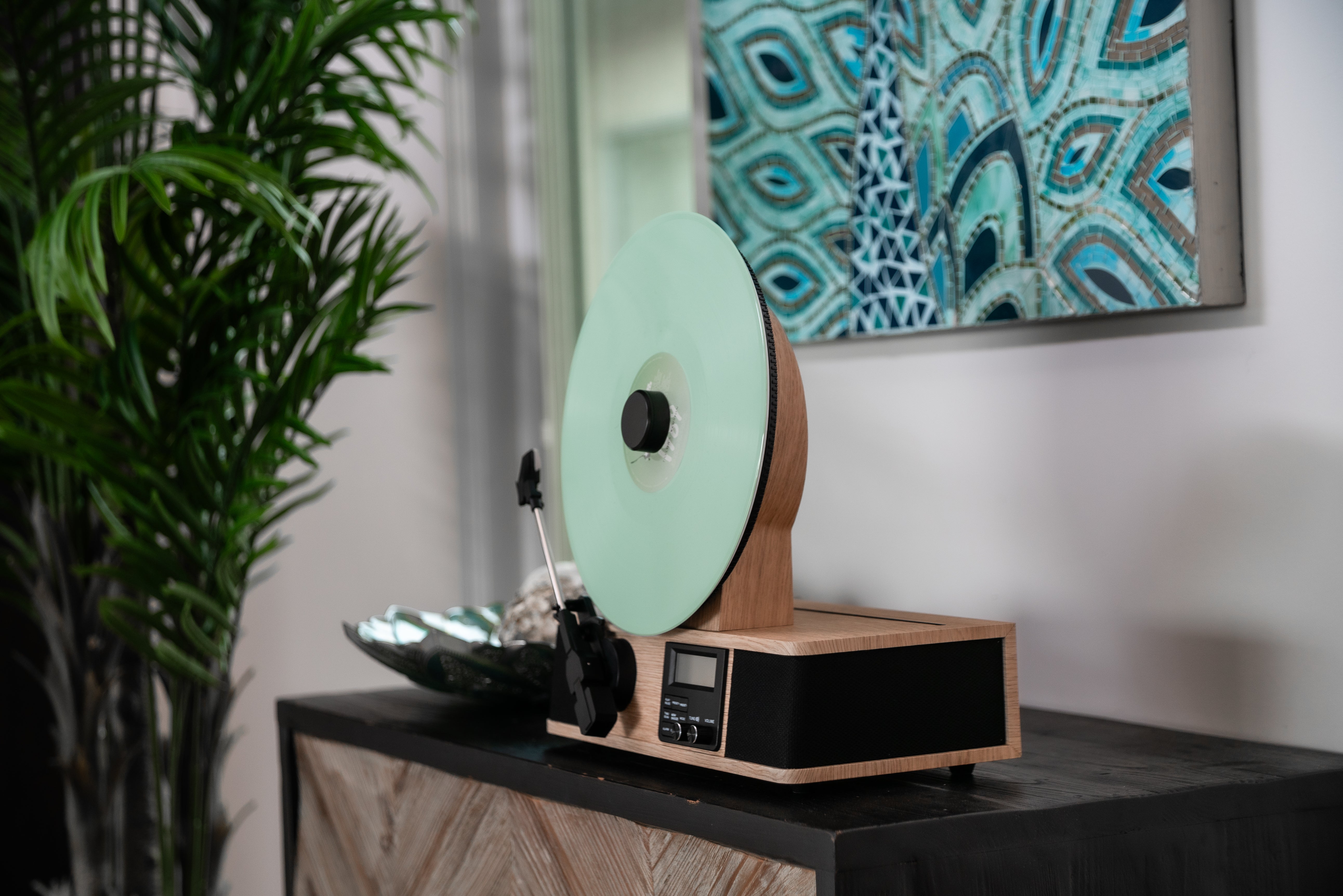 Fuse Wrap Vertical Vinyl Record Player - image 6